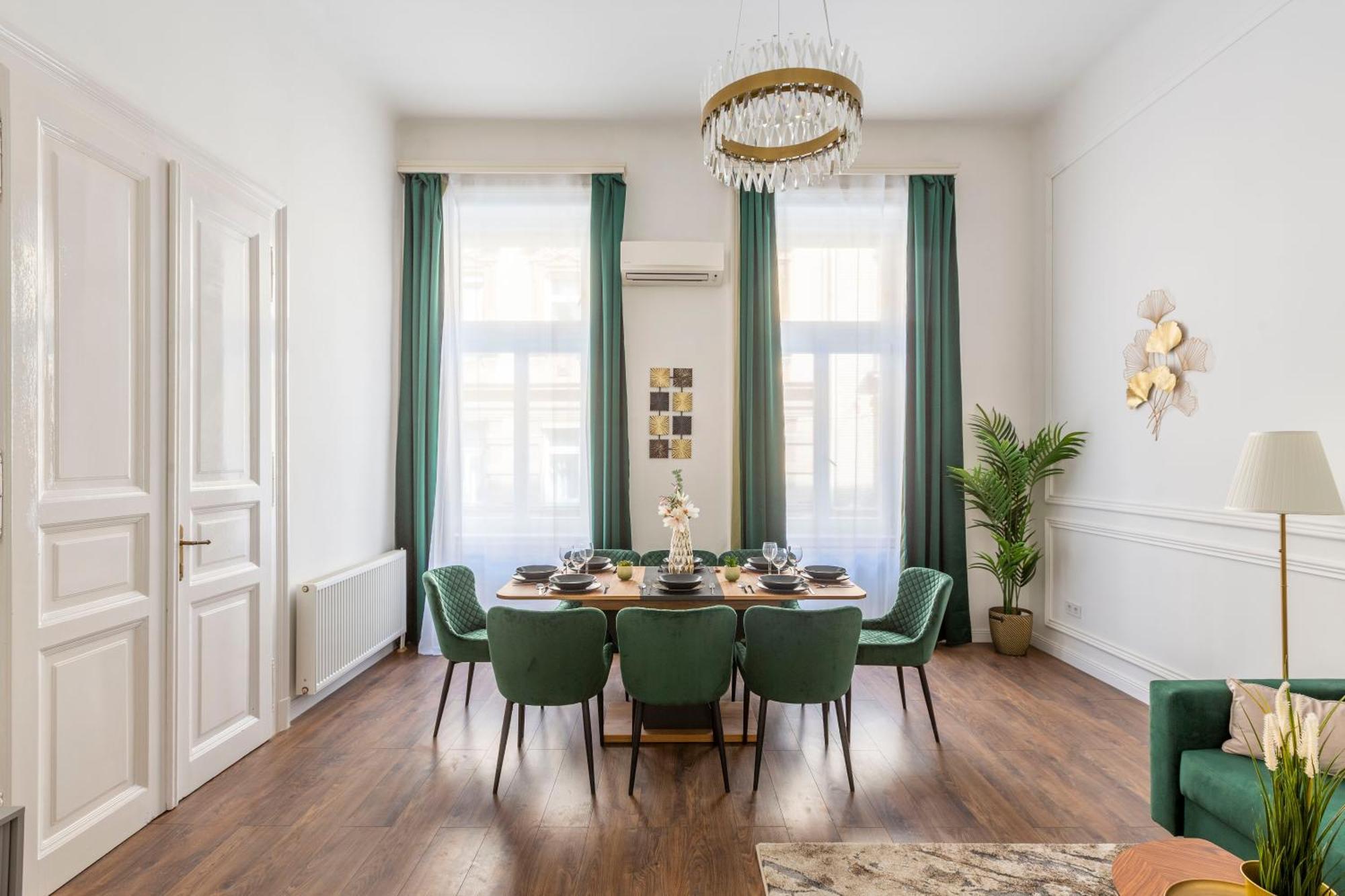 Luxurious Prestige Residence Next To The New York Cafe Budapest Exterior foto