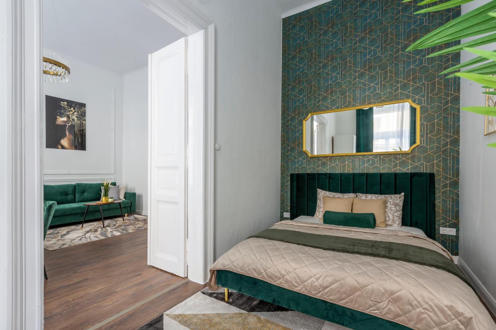 Luxurious Prestige Residence Next To The New York Cafe Budapest Exterior foto